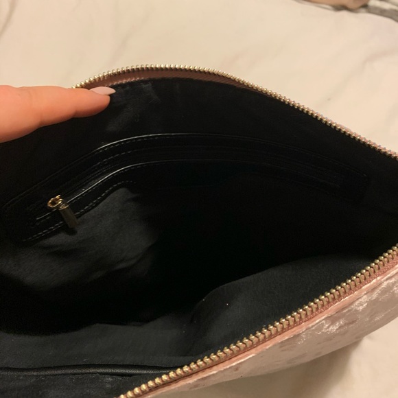 Extra 50% off! Pink Velvet Clutch - Picture 4 of 4